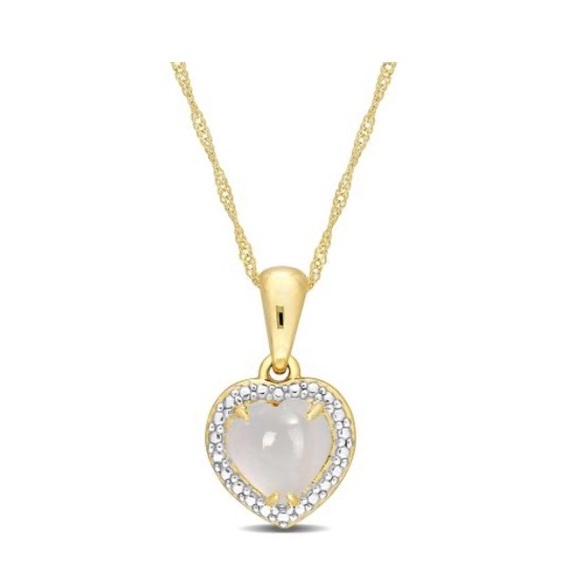 Jewelry - 🌙 14k Yellow Gold Necklace with Diamond & Moonstone Heart Pendant. Like new.